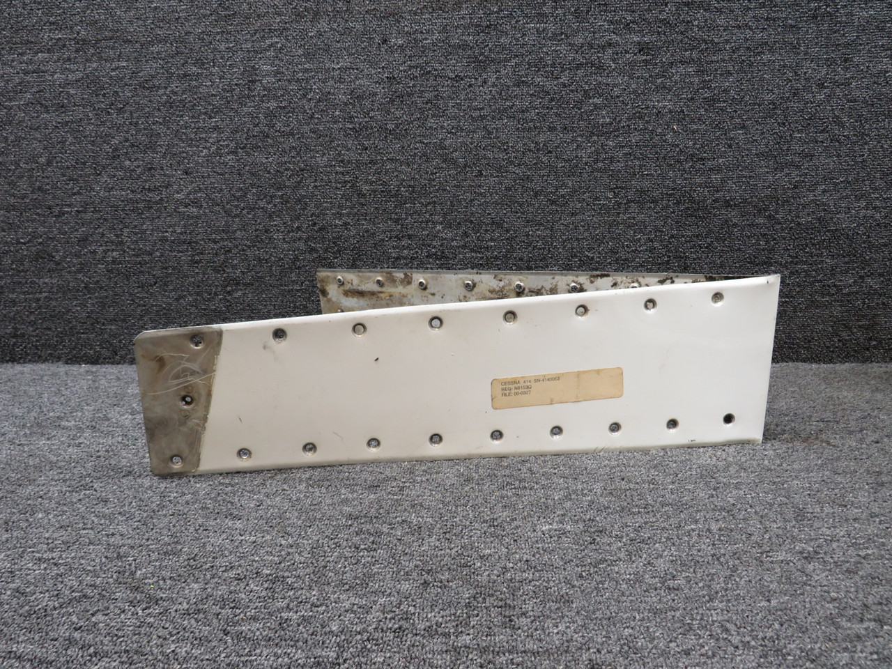 uk05ページ2-⑪ 5122013-8 Cessna 414 Wing Gap Trailing Edge Fairing Right Hand