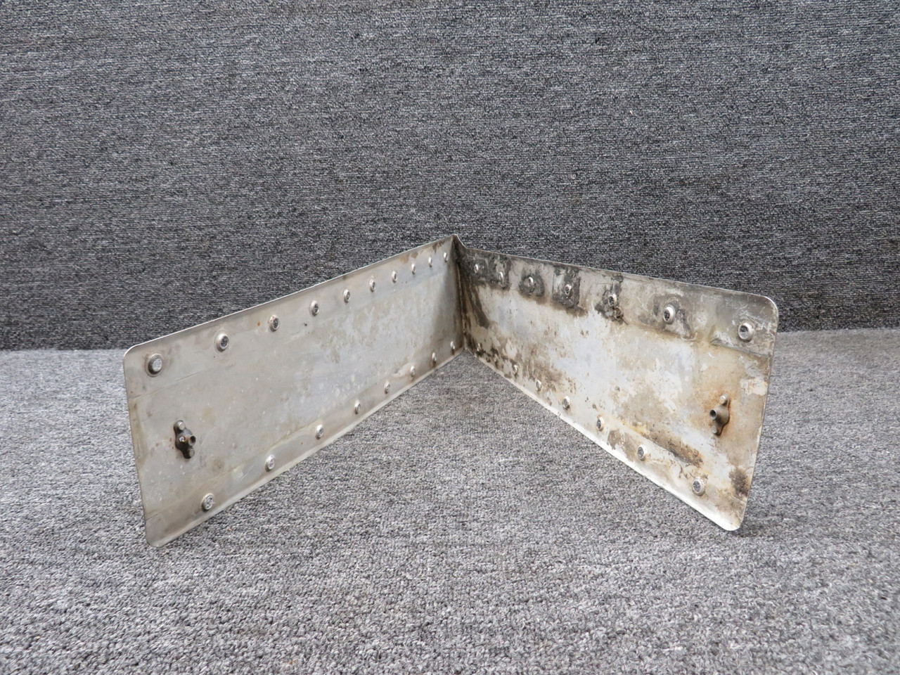 5122013-8 Cessna 414 Wing Gap Trailing Edge Fairing Right Hand