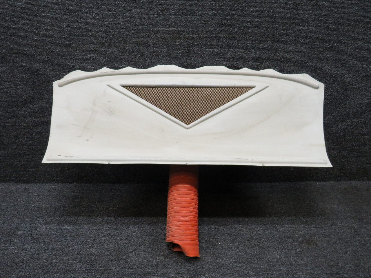 0811591-2 Cessna 310L Hat Shelf Rear Panel Worn Unit 0811591-2 Cessna 310L Hat Shelf Rear Panel Worn Unit