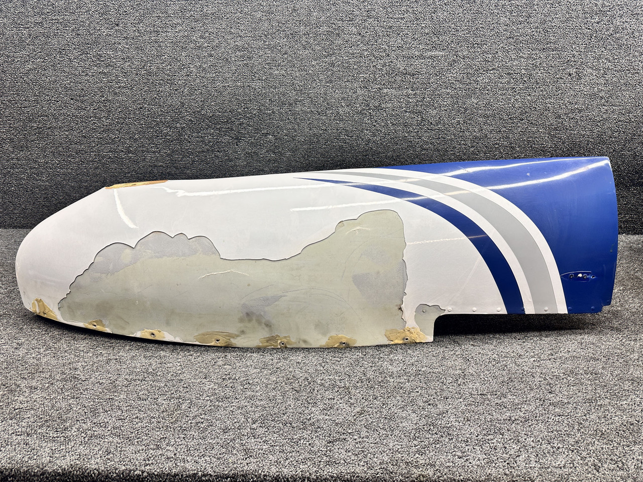 メンテナンス T-WING 1207Bx10 1207Cx10 1221111-200 Cessna 210J RH Wing Tip Assembly
