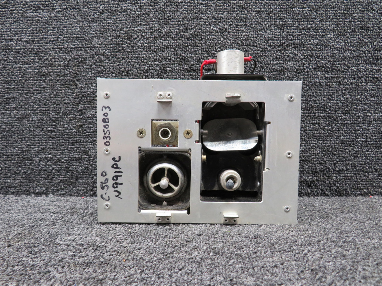 AIRページ 10-0736-1 Grimes Reading Light and Gasper Assembly and Vent