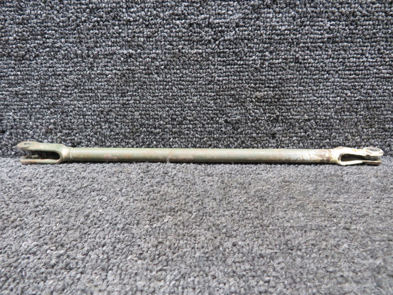 エルナプレス 5025019-1 Cessna Aileron Push-Pull Rod For Sale