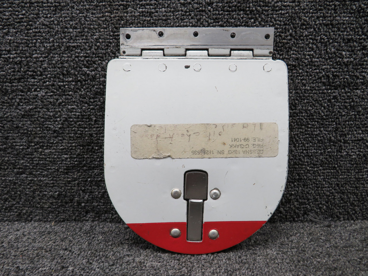 本A-46  22   ⑧ 0752624-1 Cessna 182G Cowl Access Door Assembly For Sale