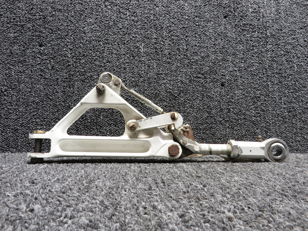 28skrumページ 787210-011 Piper PA-44-180 Truss Assembly LH with Link and Up