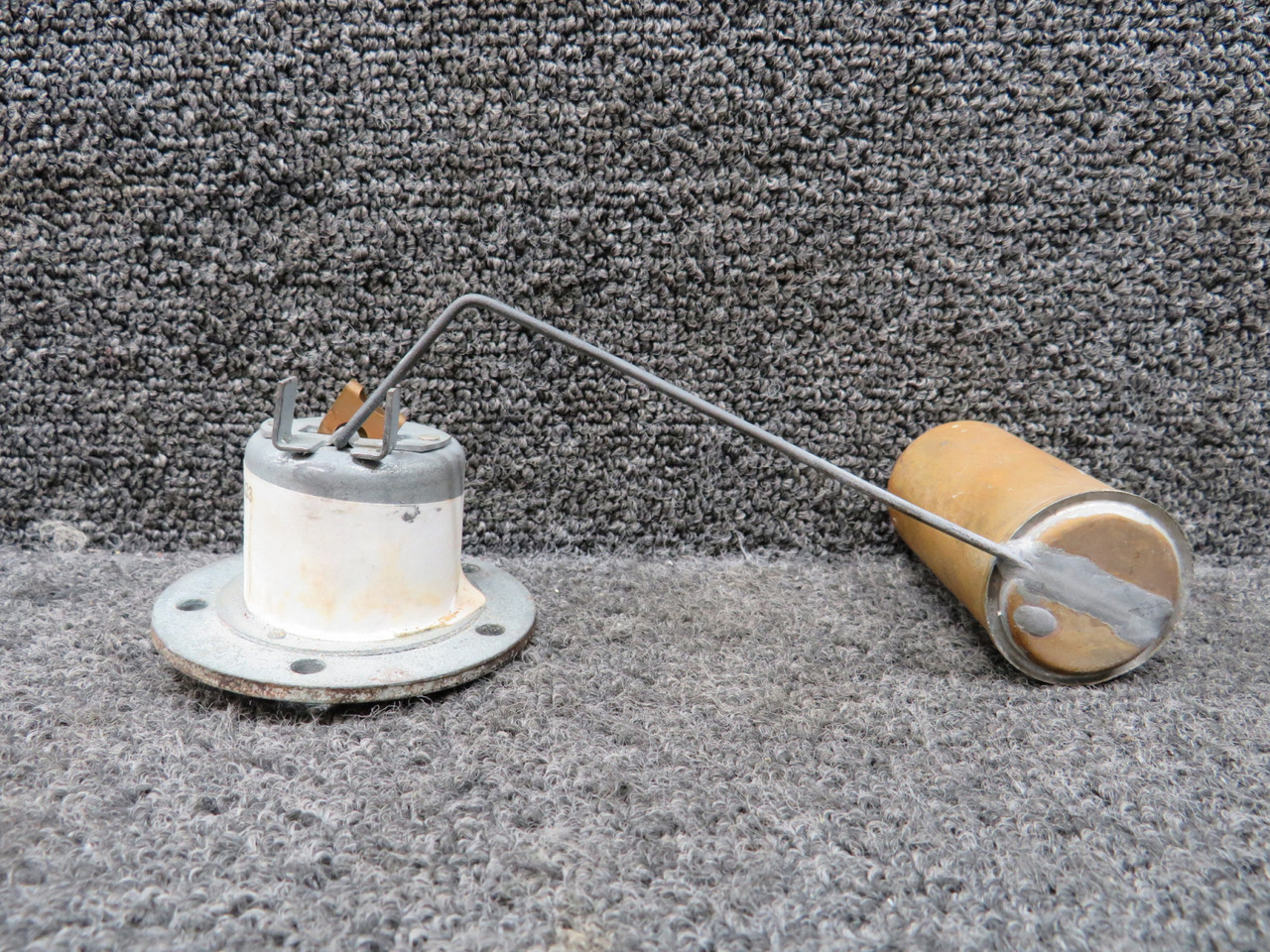 0523557-1 Cessna 175B Fuel Level Transmitter (Inop) (Core) For Sale