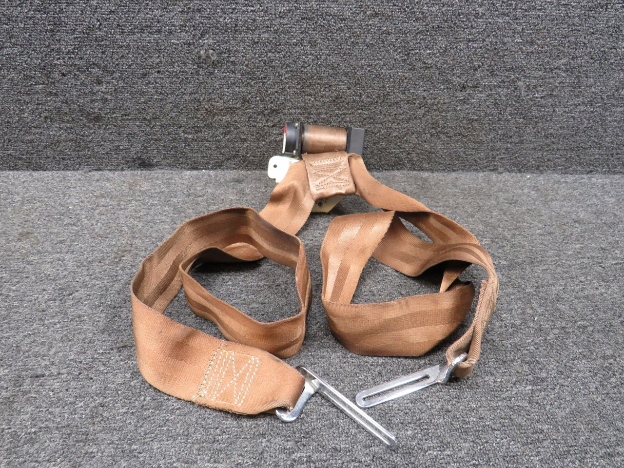 Aureliusページ 503412-401-2257 Am-Safe Restraint Assembly and Mount (Colored)