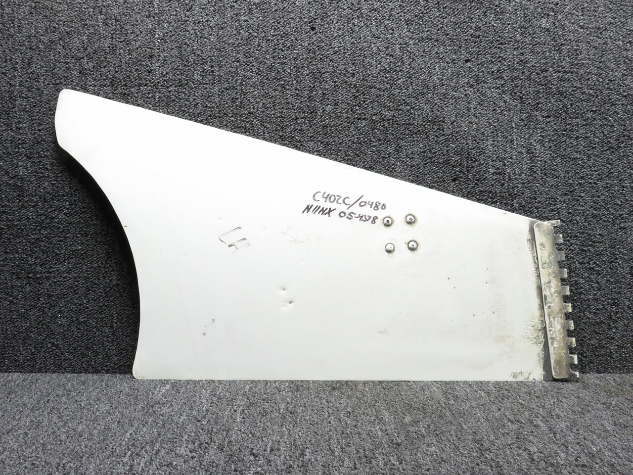 5127050-17 (Use: 5127050-19) Cessna C-402C Gear Door Assembly