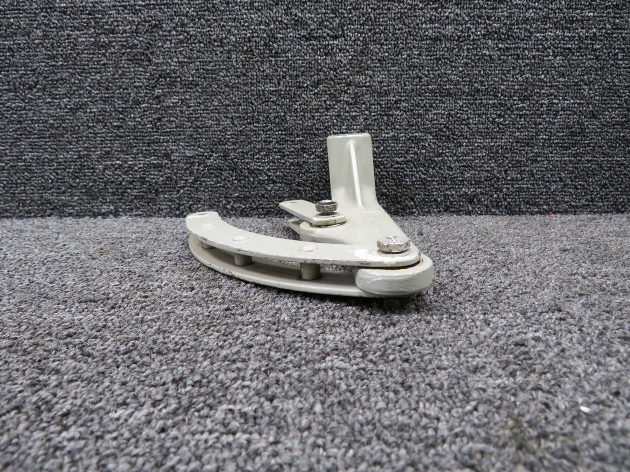 Bellcrank Rocker 0841104-4 Cessna 320E Main Gear Door Bellcrank Rocker Arm Assembly RH ...