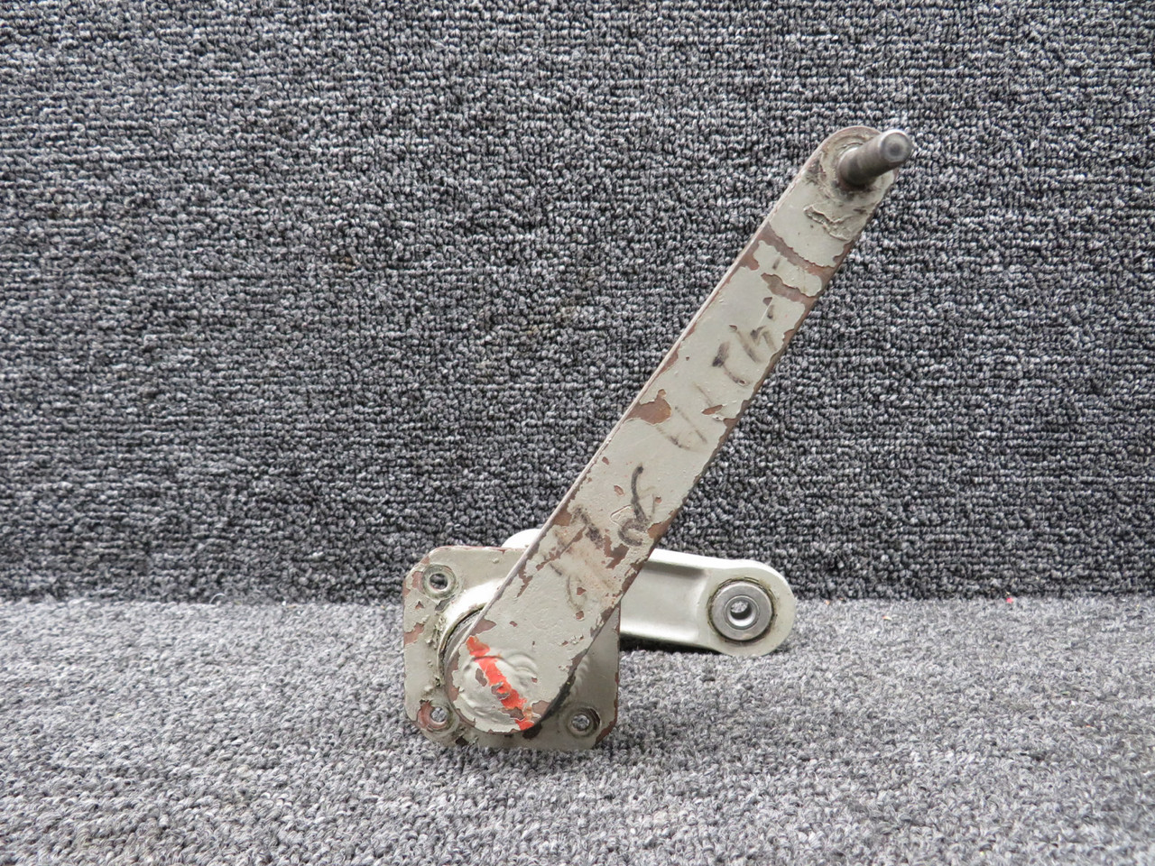 5045001-7 Cessna 421 Main Gear Door Actuator Crank Assembly LH For