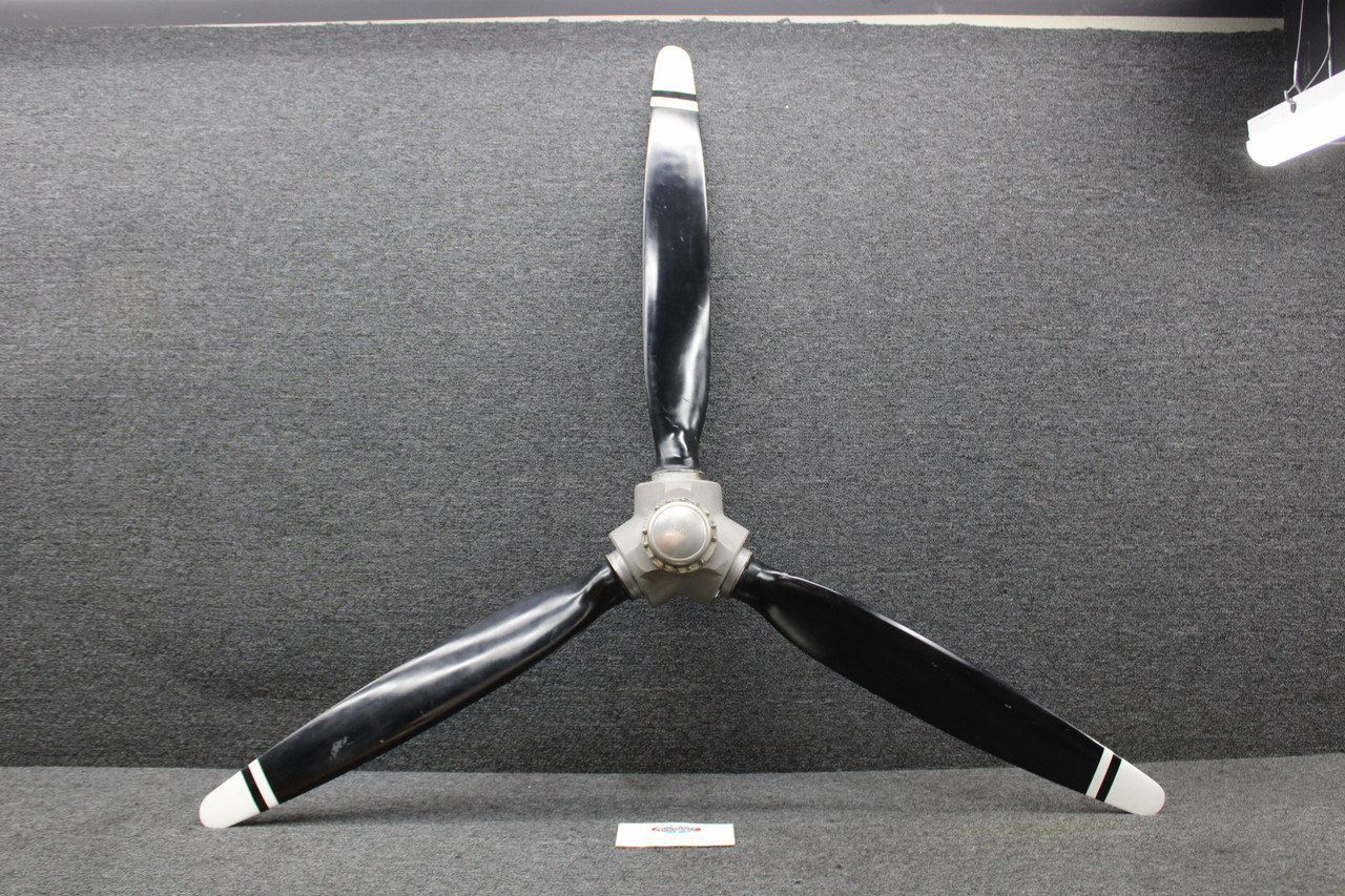 D3A32C88-M McCauley 3 Blade Propeller with Logbook