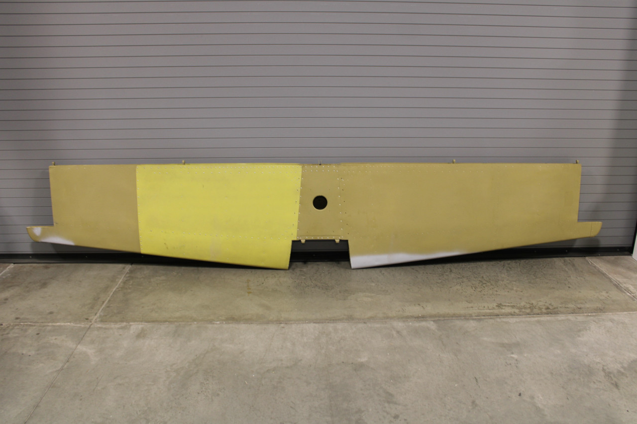 0203-102 nu専用 1232600-18 Cessna 210L Horizontal Stabilizer Assembly For Sale