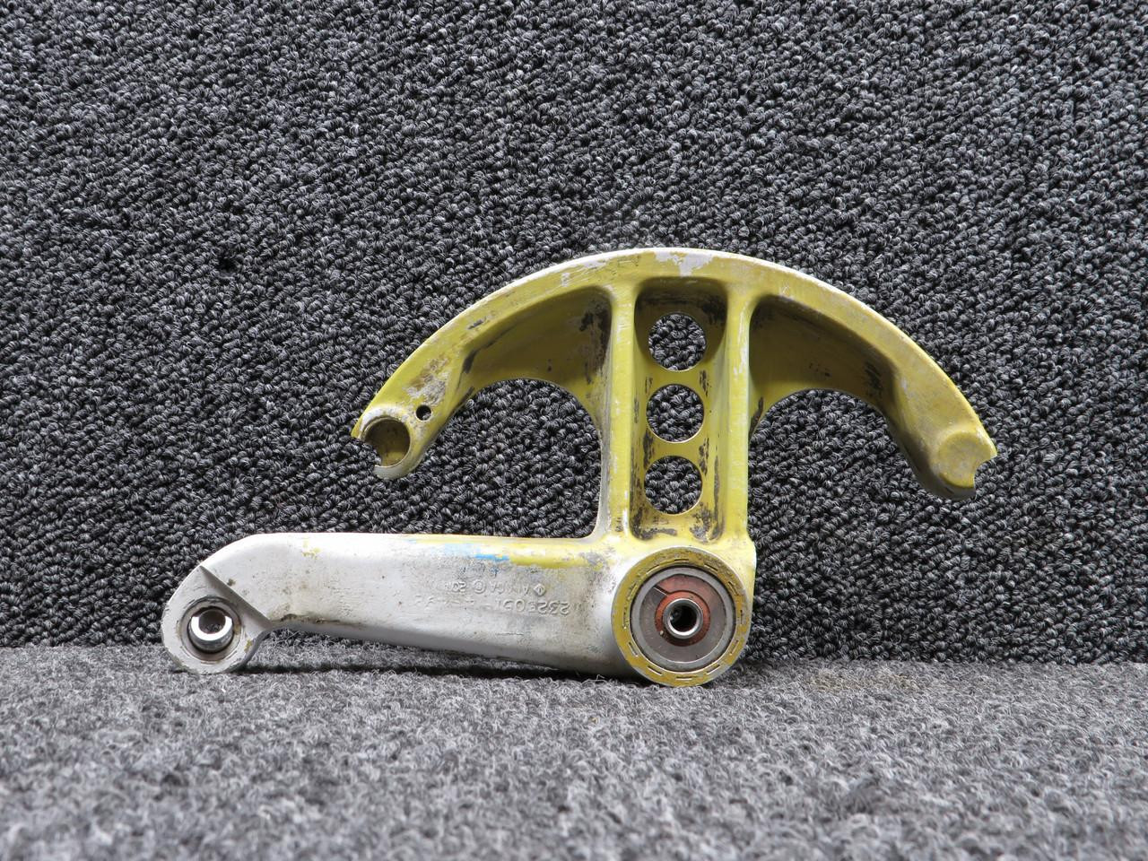 2325051-002 (Use: 2325077-020) Learjet L-23 Flap Control Sector