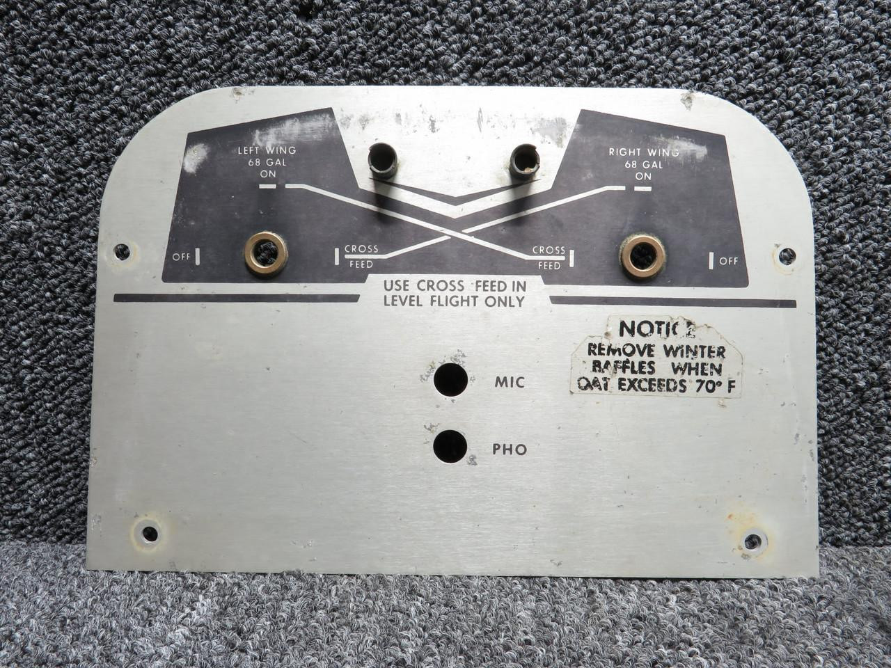 ハル95ページ 002-920023-17 Beech B55 Fuel Selector Plate For Sale