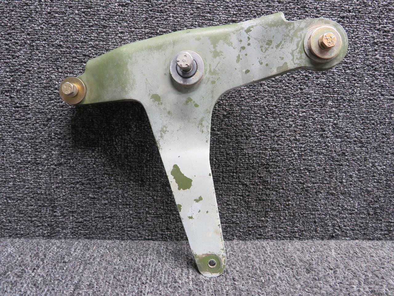 0320107-1 Cessna 195B Aileron Bellcrank Assembly RH
