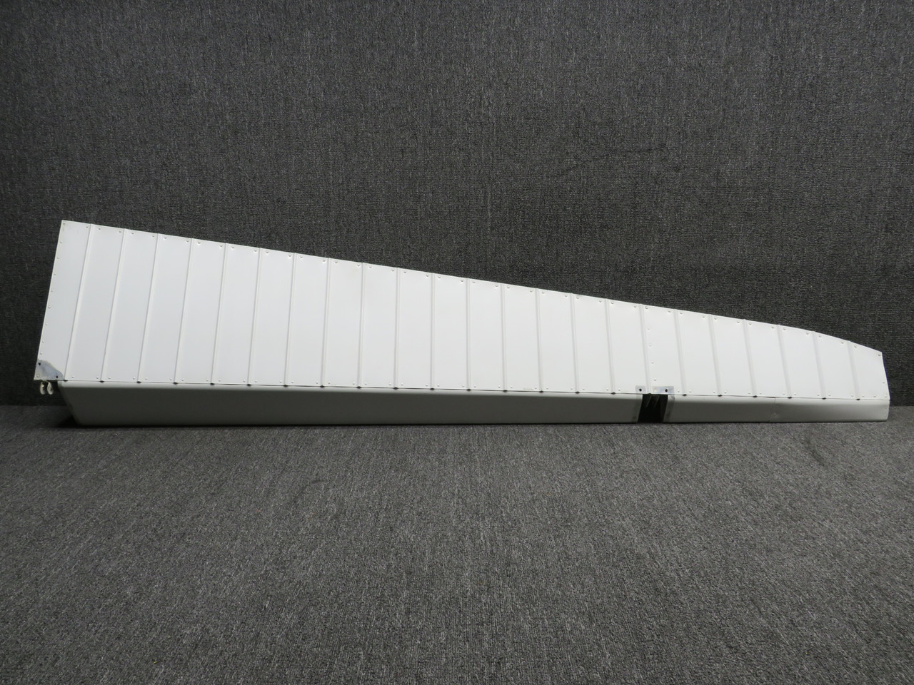 エルフモール 0513132-3 Cessna 172F Upper LH Stringer Engine Mount Assembly