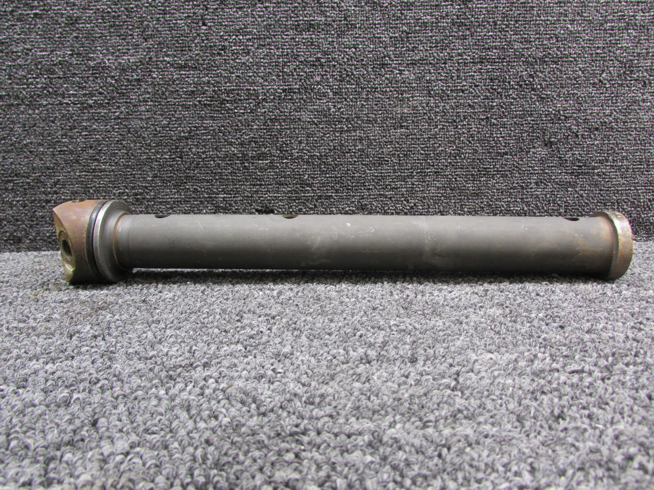 5242002-1 Cessna 414A Nose Gear Strut Orifice Tube and Head