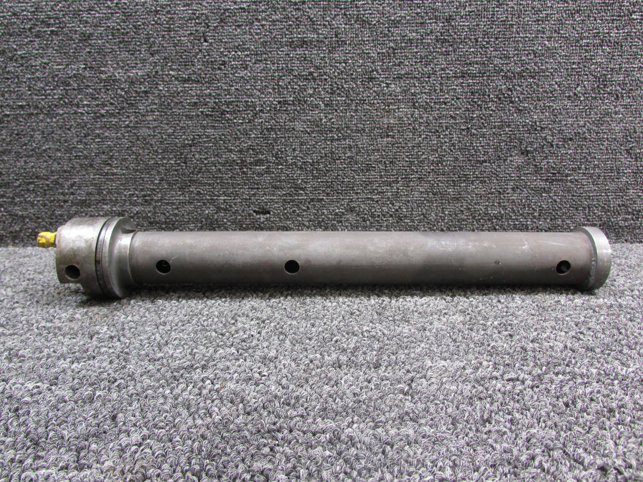 ミネルヴァ SNR シリアルNo.115 0543000-27 Cessna 150K Nose Gear Piston Support Orifice Tube