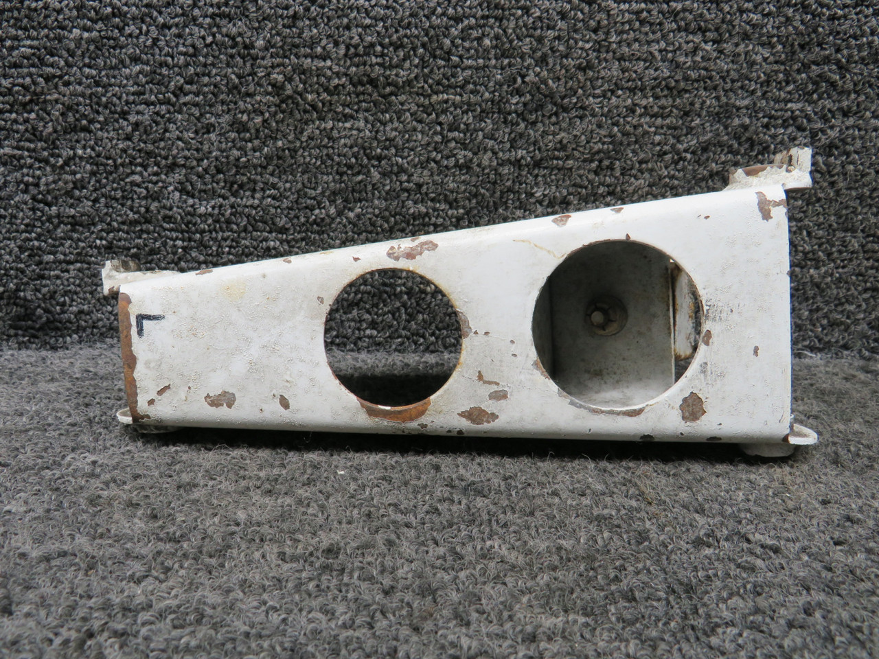 Non_1019ページ 63383-000 Piper Nose Gear Lower Torque Link Assembly (Worn) For Sale