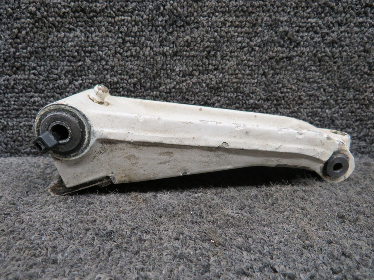 ゆうじ　No.8 No.T5 0442506-1 Cessna 152T Nose Gear Upper Torque Link Assembly For Sale