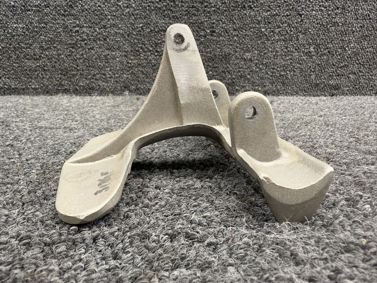 man777ページ 3136F Maule MT-7-260 Rudder Pedal Assembly For Sale