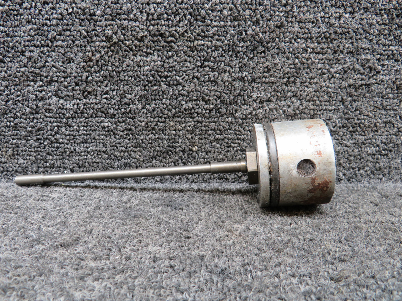 0442017-1 Cessna 150 Nose Gear Metering Pin with Plug Assy