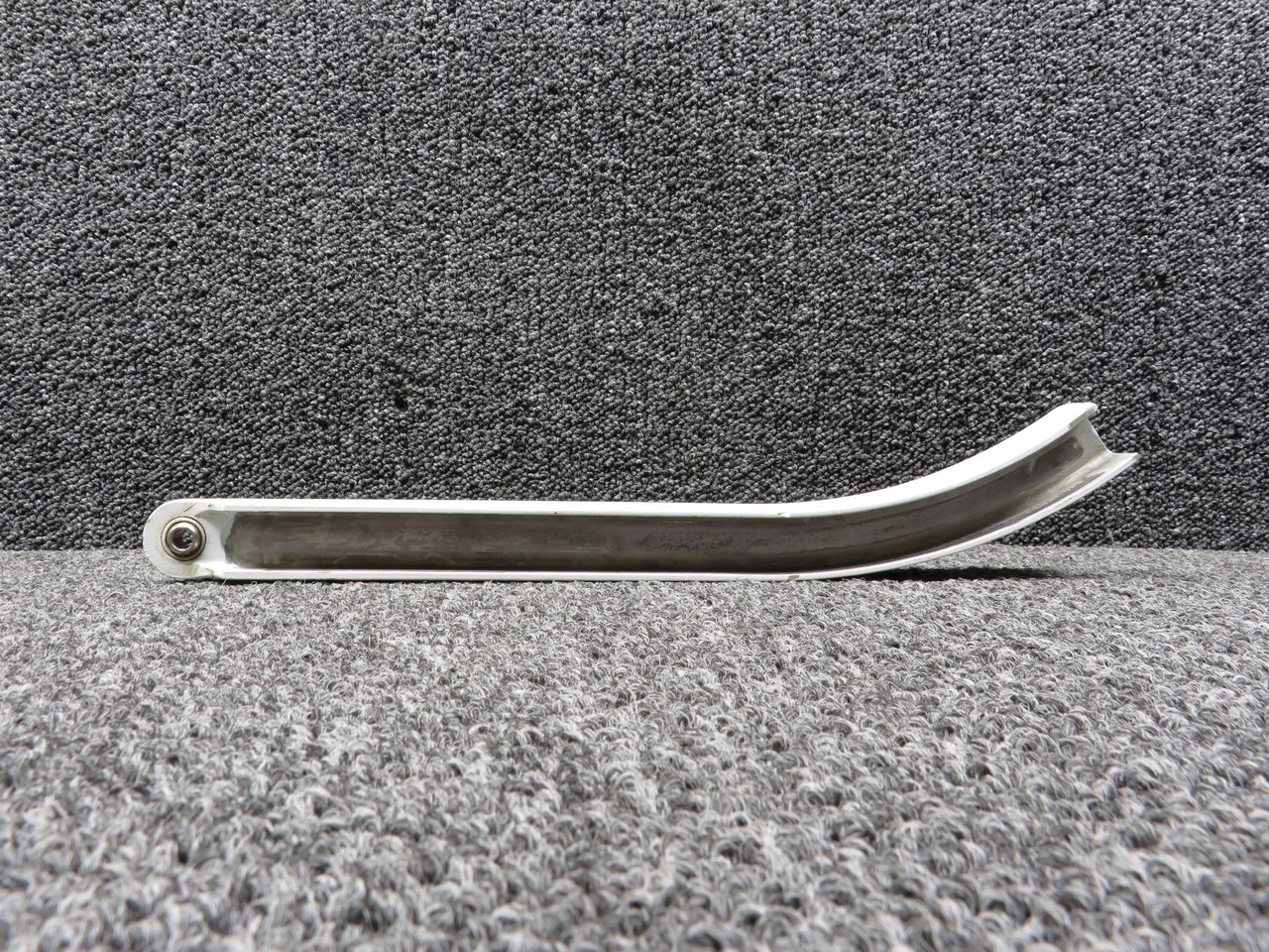 2325022-13 (Alt: 2325022-15) Learjet 25D Outboard Flap Track