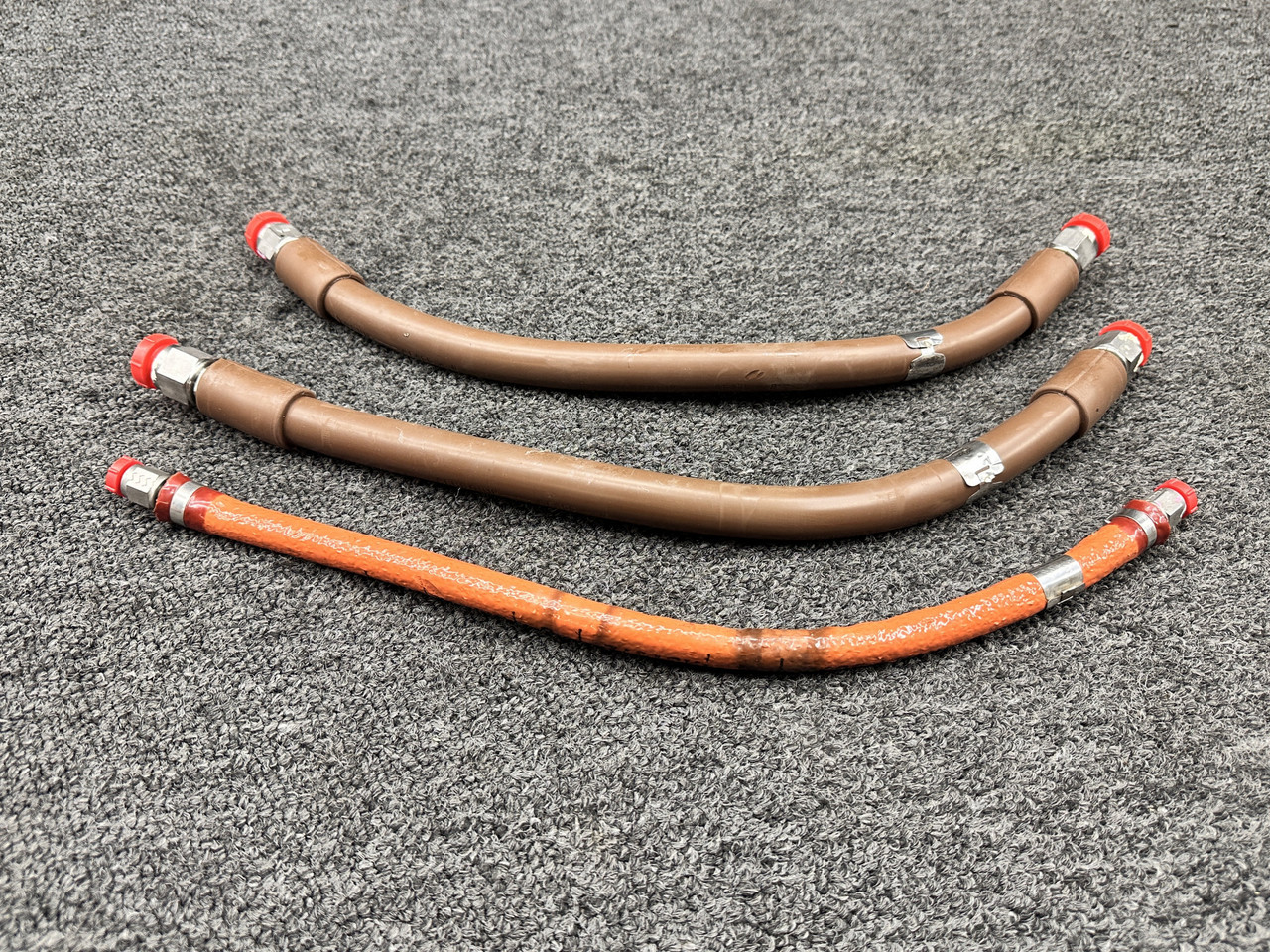 AE466-8, AE3663161H0184 Aeroquip, Stratoflex Hose Set of 3 For Sale