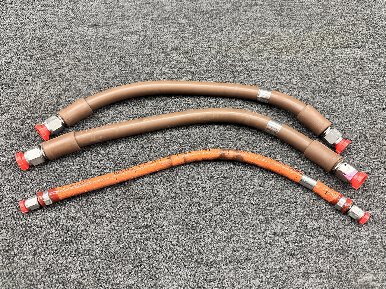 AE466-8, AE3663161H0184 Aeroquip, Stratoflex Hose Set of 3 For Sale