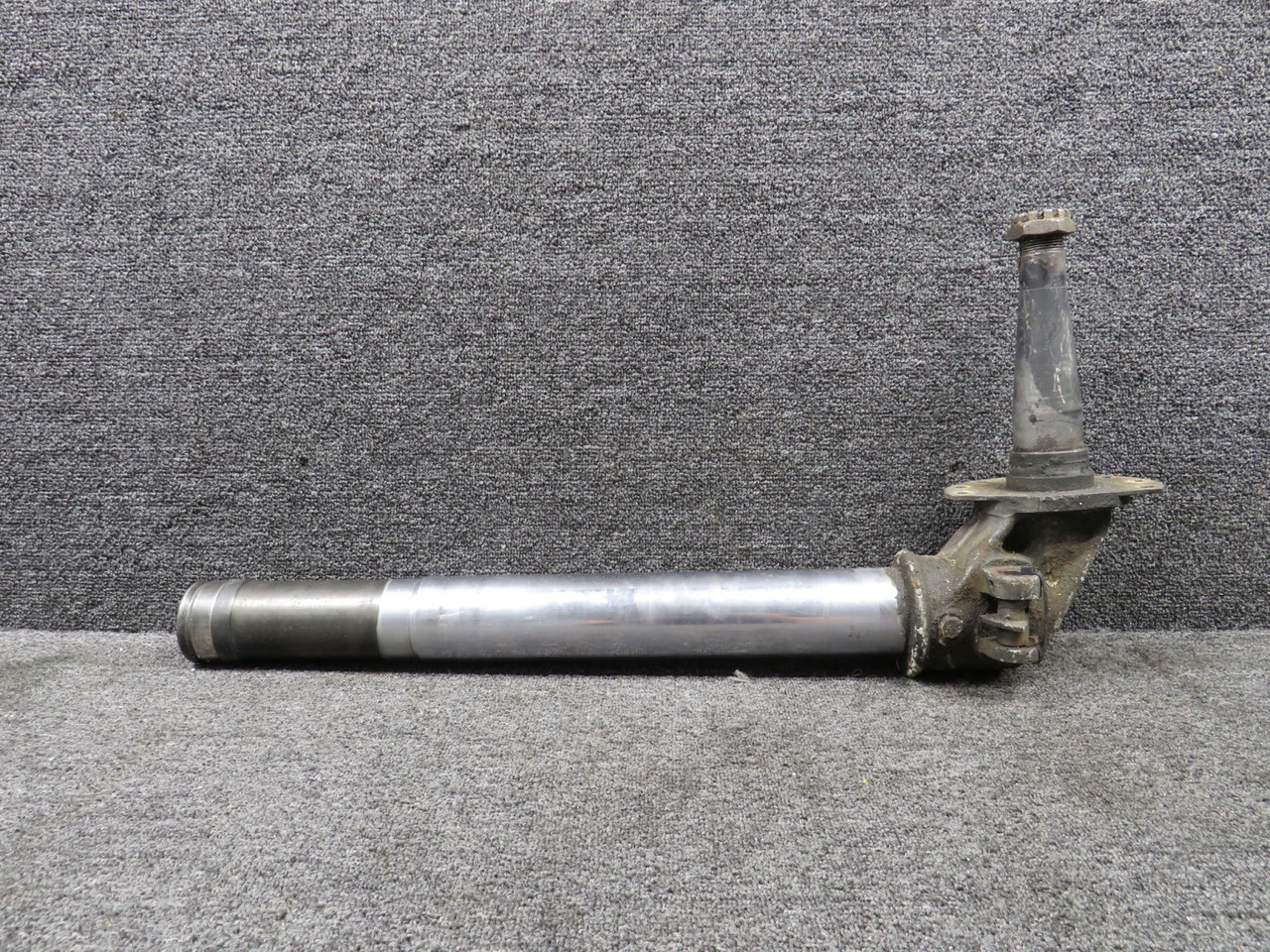 1072ページ 5041000-77 Cessna 310L Main Landing Gear Piston and Axle Assembly
