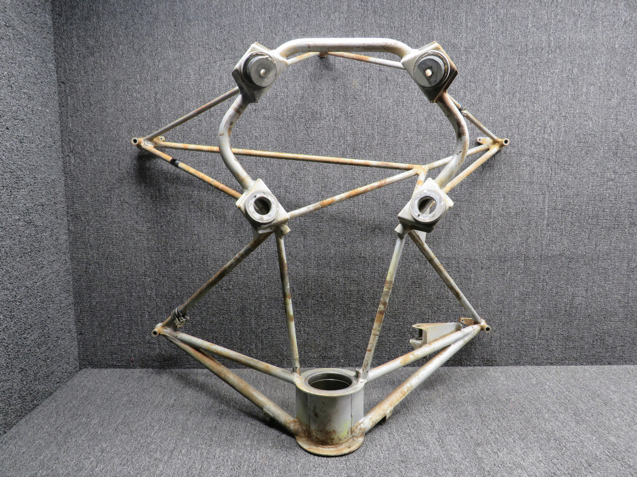 169-910046-601 Beechcraft B23 Lycoming O-360-A2G Engine Mount Assembly