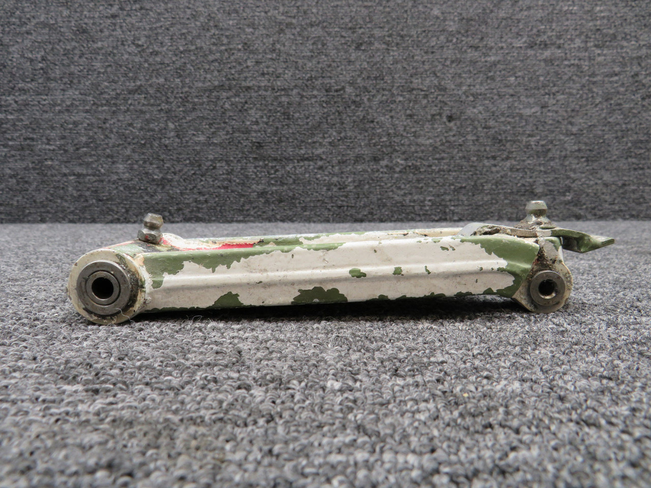 0543035-7 (Cast: 0543034-498) Cessna Nose Gear Lower Torque Link
