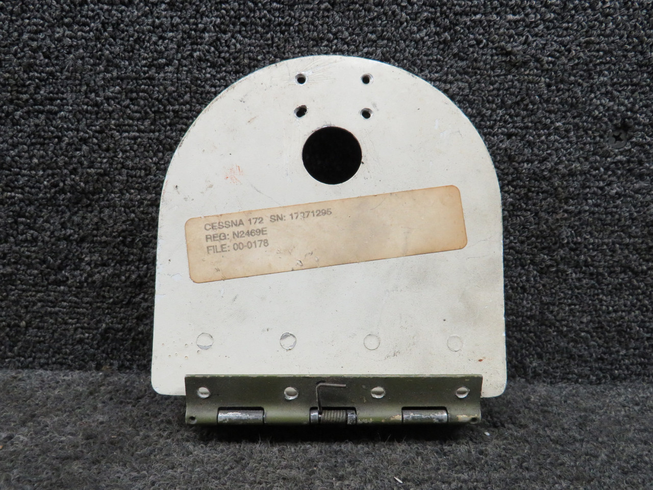1552004-28 (WEU PN: 0552173-27) Cessna 172N Cowl Access Door Assembly