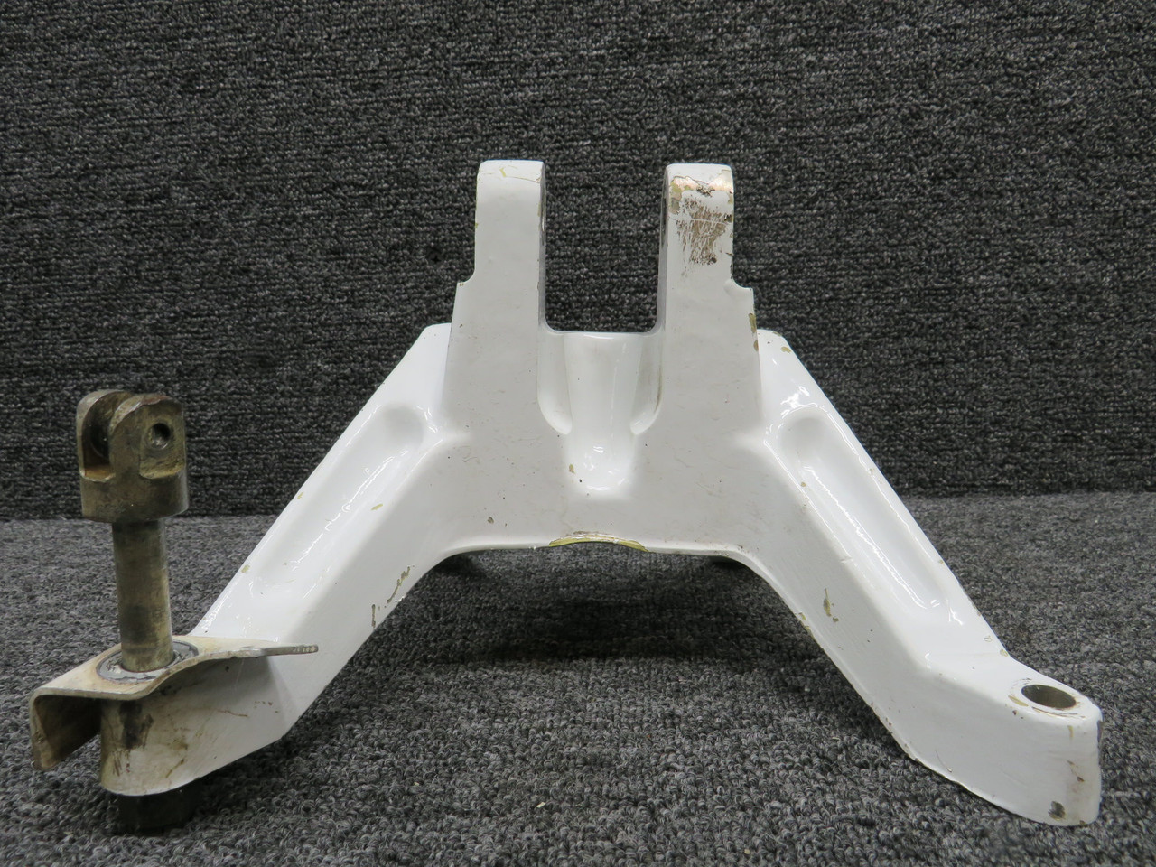 2543004-6F Cessna T303 Nose Gear Actuator Fitting For Sale