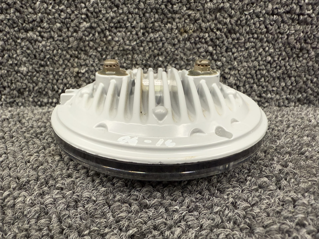 01-0771833-20 REV.B Whelen P36P2L LED Landing Light (Volt: 28)