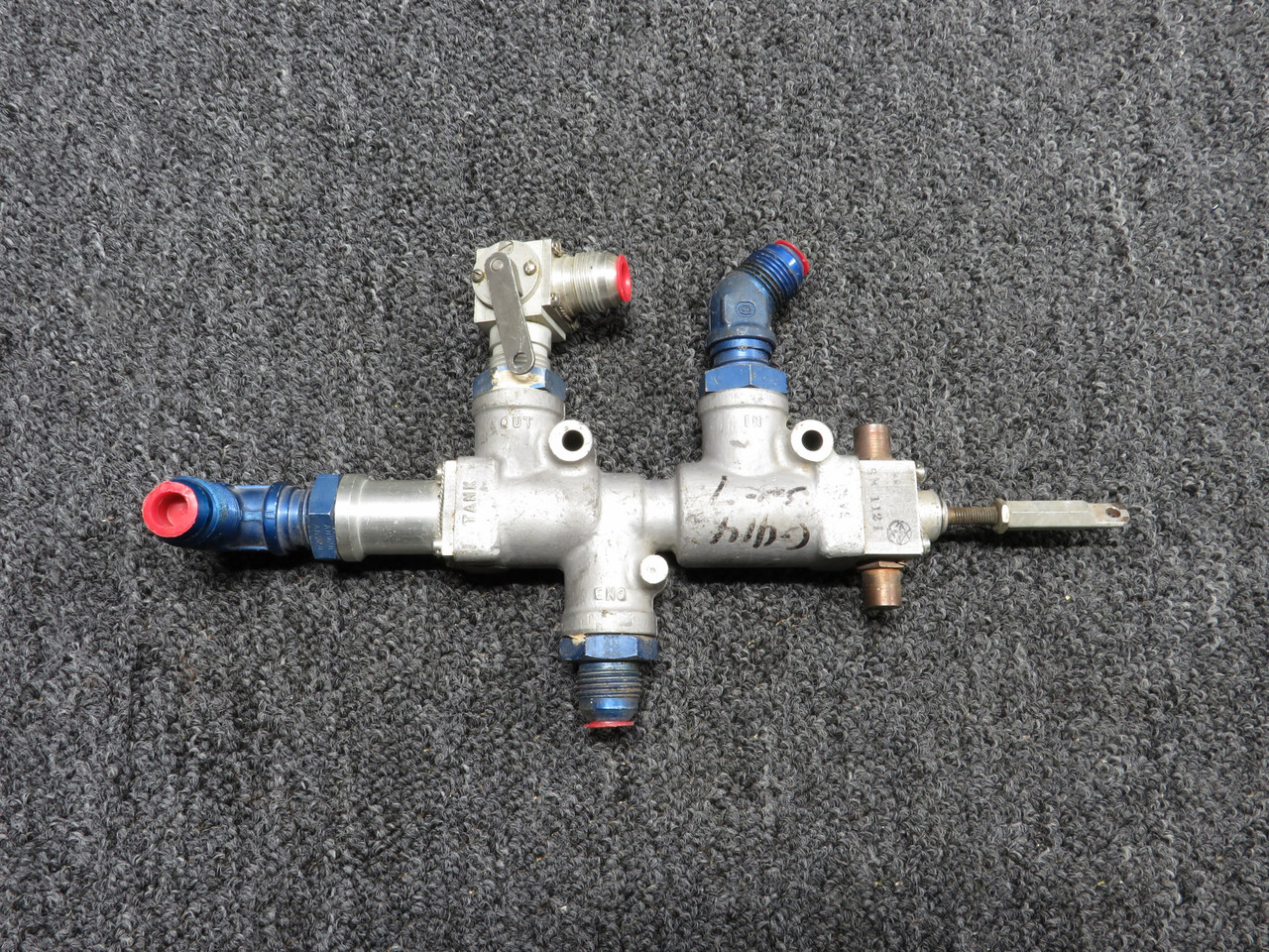 9910201-1 (Alt: 9910201-1SP) AVI Fuel Selector with RH Shutoff