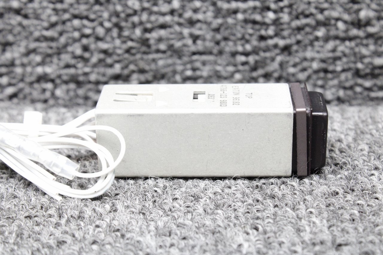96182 (Alt: 4766-123) Eaton Annunciator Switch (Landing Gear)