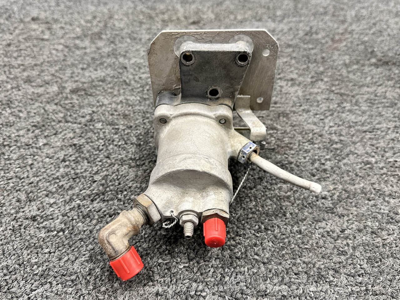 ルーシー 470908-12 Continental Kelly Aerospace LH Turbocharger Wastegate