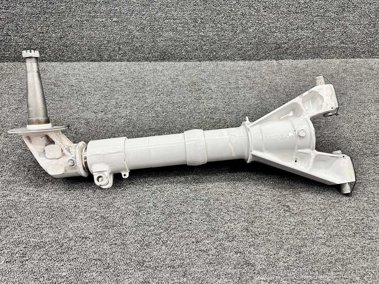 5094102-7 Cessna 414 LH Main Landing Gear Strut Assembly