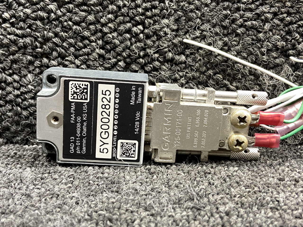 011-04938-00 Garmin GAD-13 Interface Unit with Connector (Volts: 14-28)