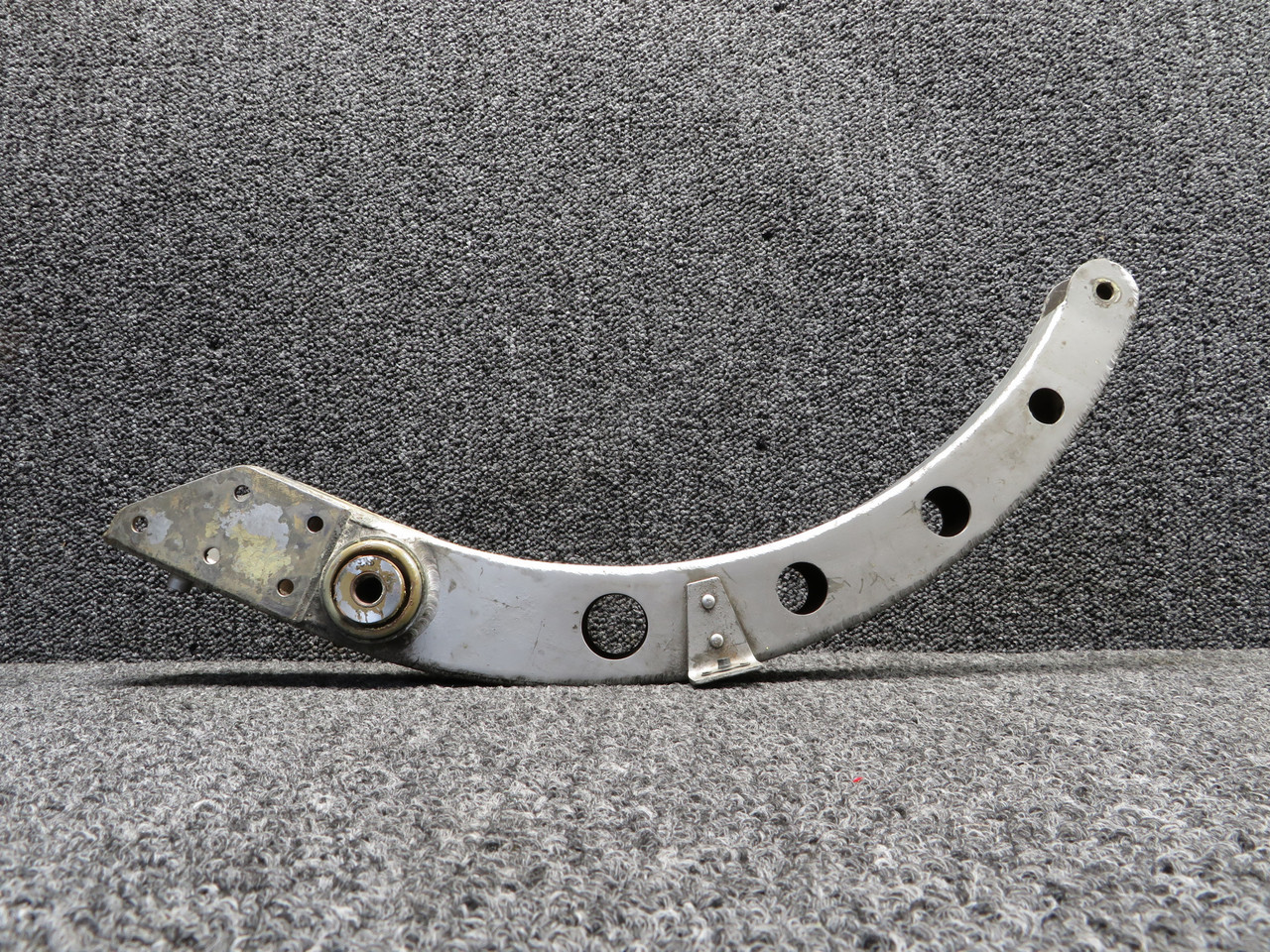 2351038-40 Learjet 25B Engine Yoke Assembly