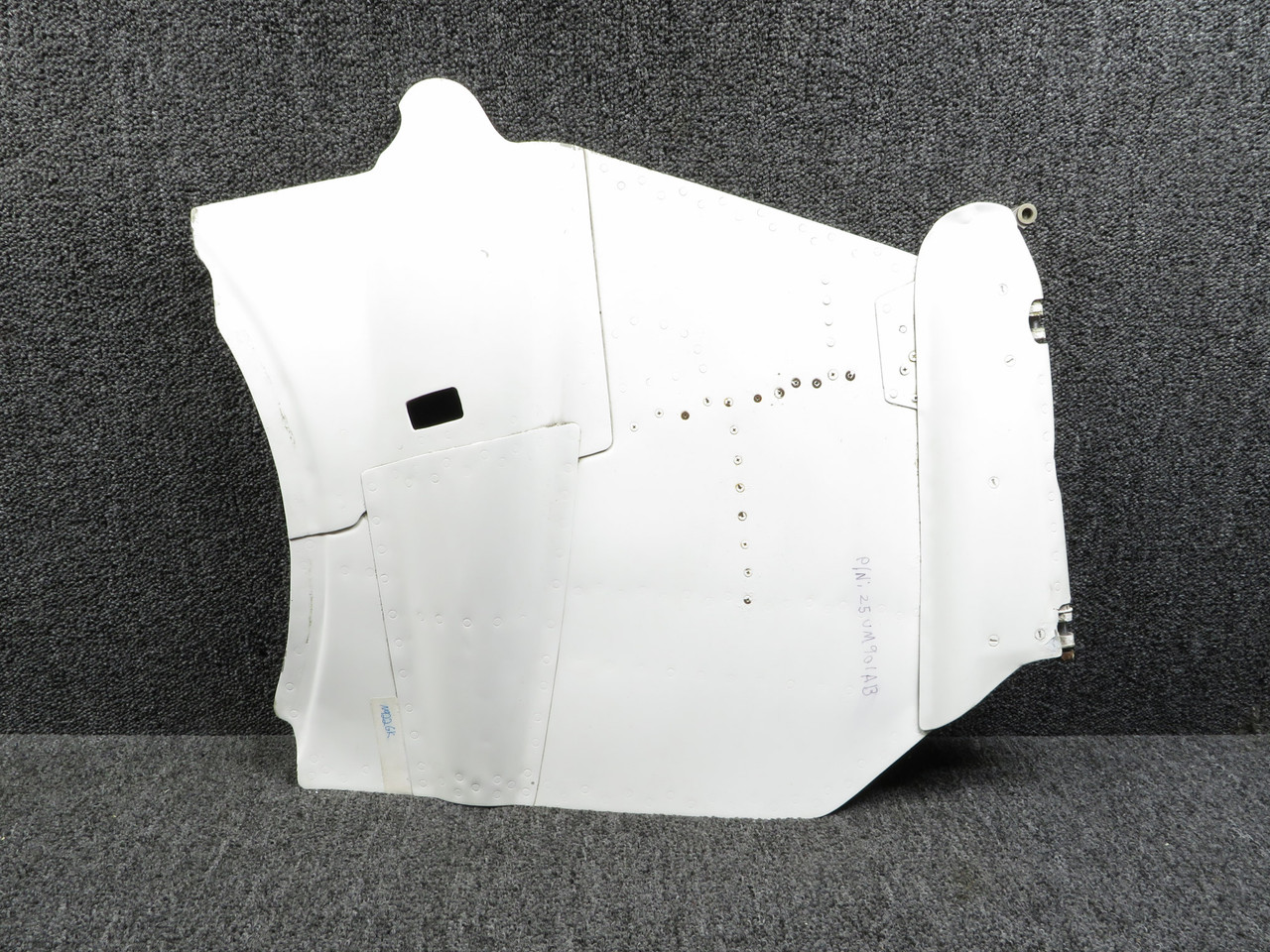 未使用 Air ターミナル ホワイト S25UM50069A Hawker 125-400A Main Landing Gear Door Assembly LH For