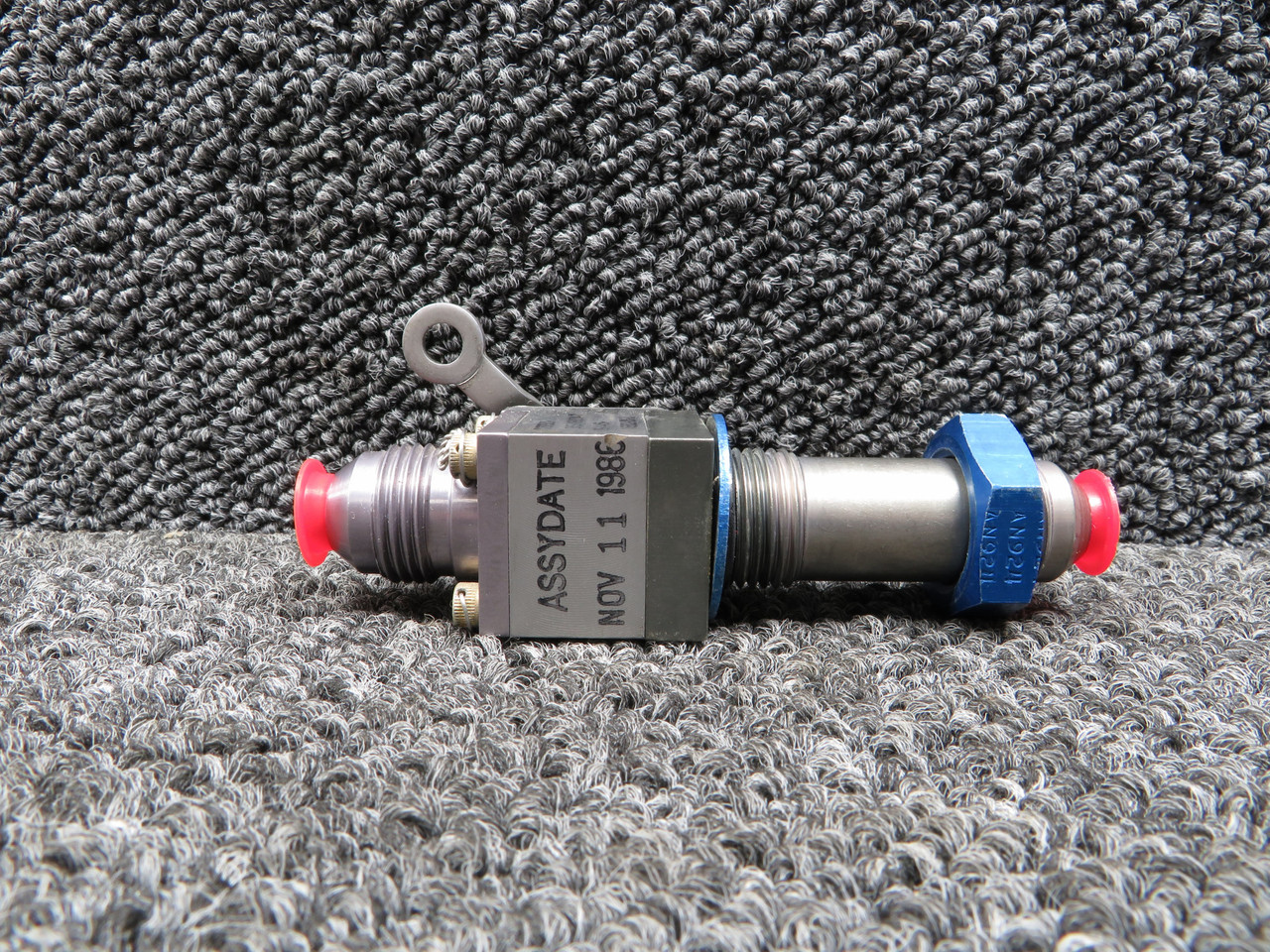 1652-00-1 (Alt: 369A8104-7) Dukes Fuel Shutoff Valve Assembly For Sale