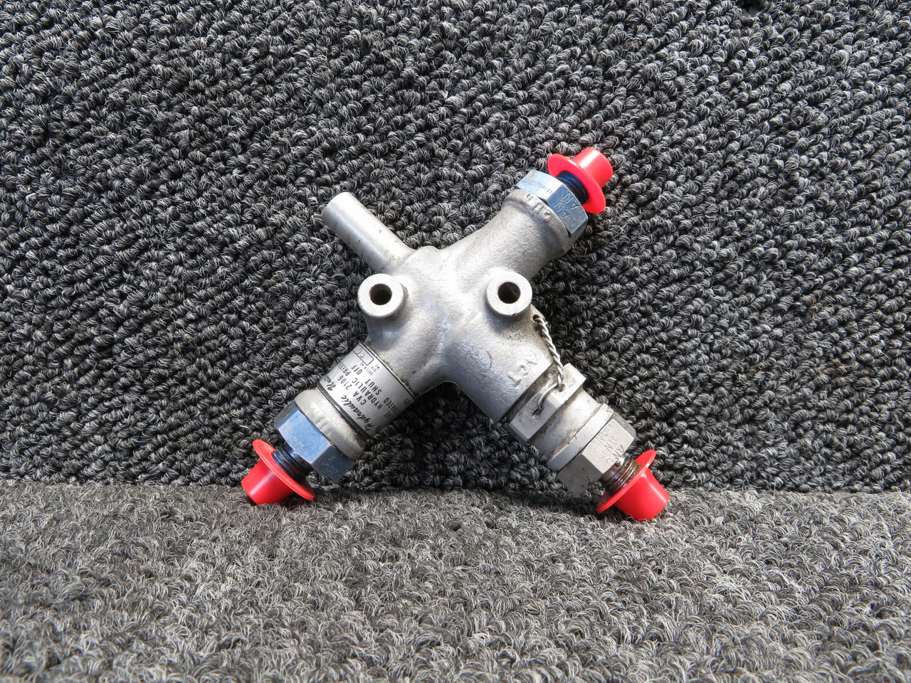 7-U-7105 Ronson Pressure Actuated Hydraulic Shut Off Valve