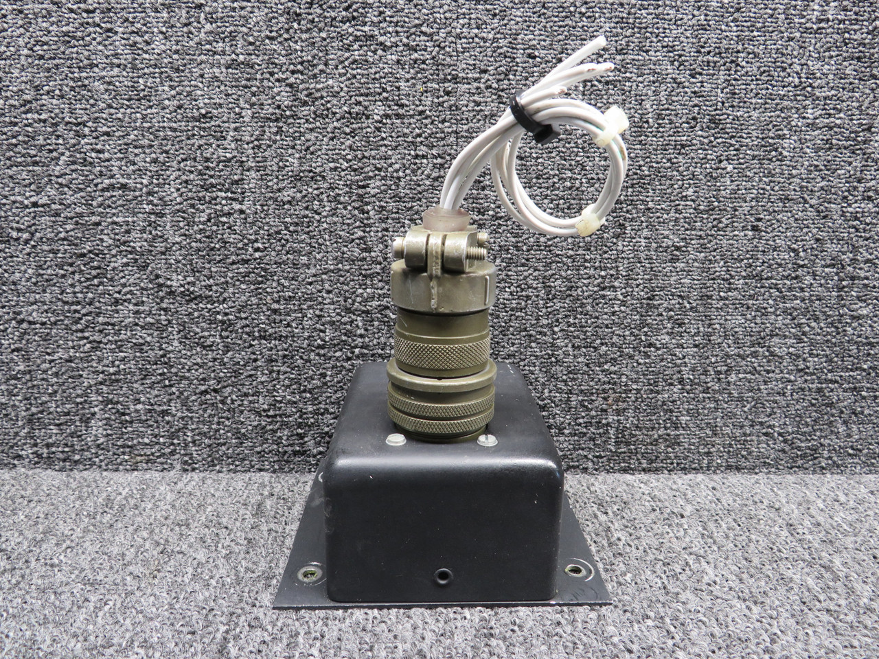 C165020-0101 (Use: 165020-0101W) Cessna T210R De-Ice Timer