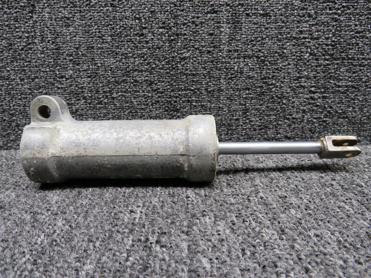 0842400-13 Cessna 210 Nose Gear Shimmy Dampener Assembly