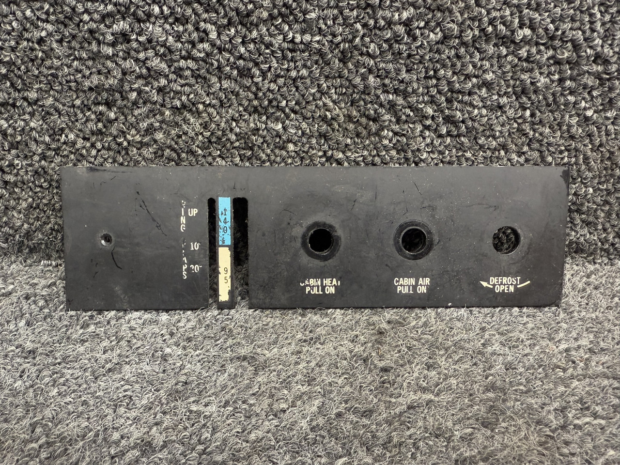 Chiro923ページ‼️ 1213363-14 Cessna R182 Air Capitol Lower RH Instrument Panel Cover