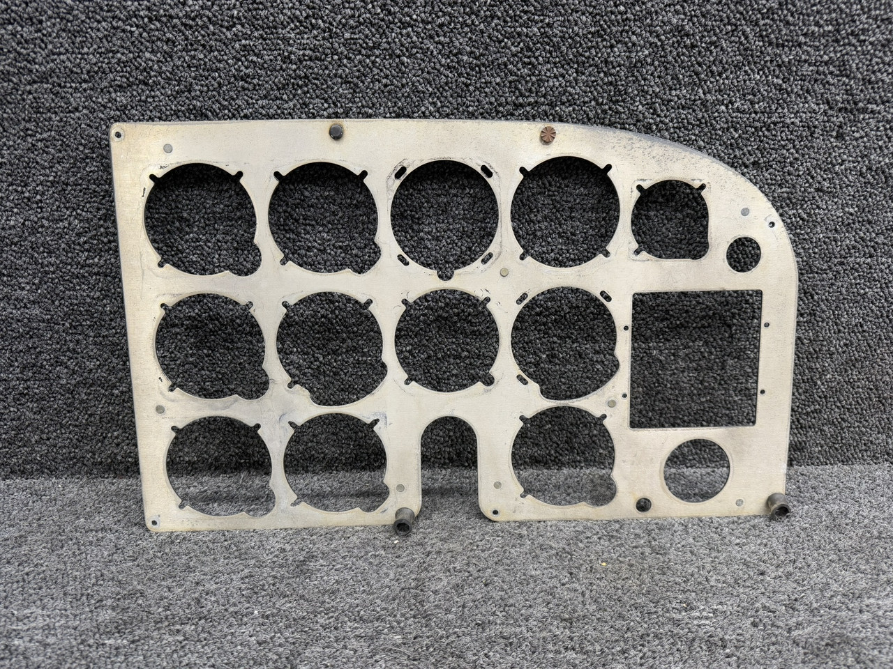 0513084-1 Cessna 172N LH Instrument Shock Panel