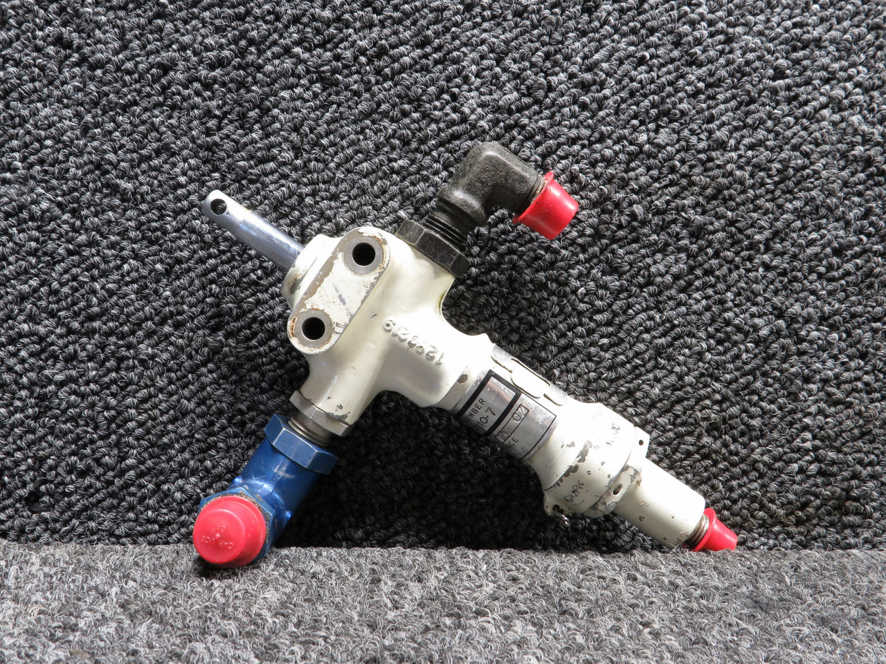 umestar 5727110-7 (Use: 5727110-9) Cessna Main Landing Gear Uplock