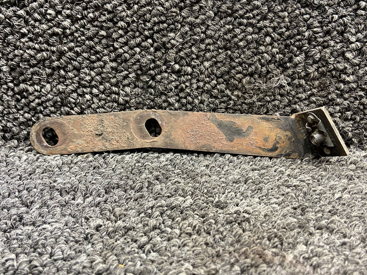 37658-000 Continental TSIO-360-KB Cowl Support Bracket Outbd LH, Inbd RH