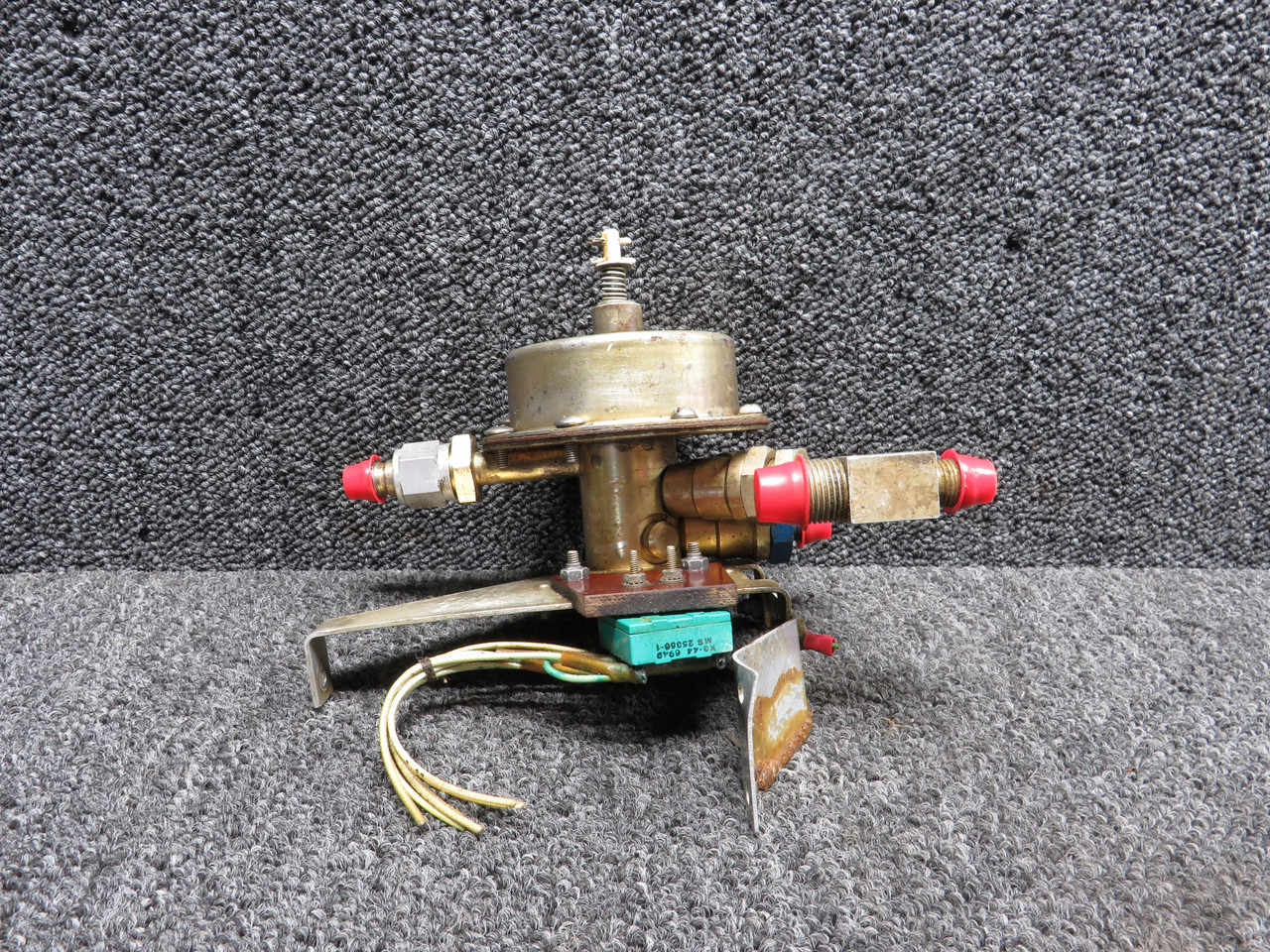 1H13-14 Airborne Fuel Selector Valve Assembly RH For Sale